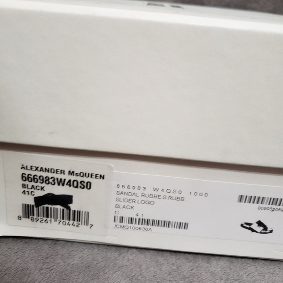 Alexander McQueen Pool Slides - Picture 10 of 10